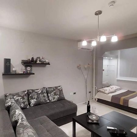 Apartment Nenov Skopje Eksteriør bilde
